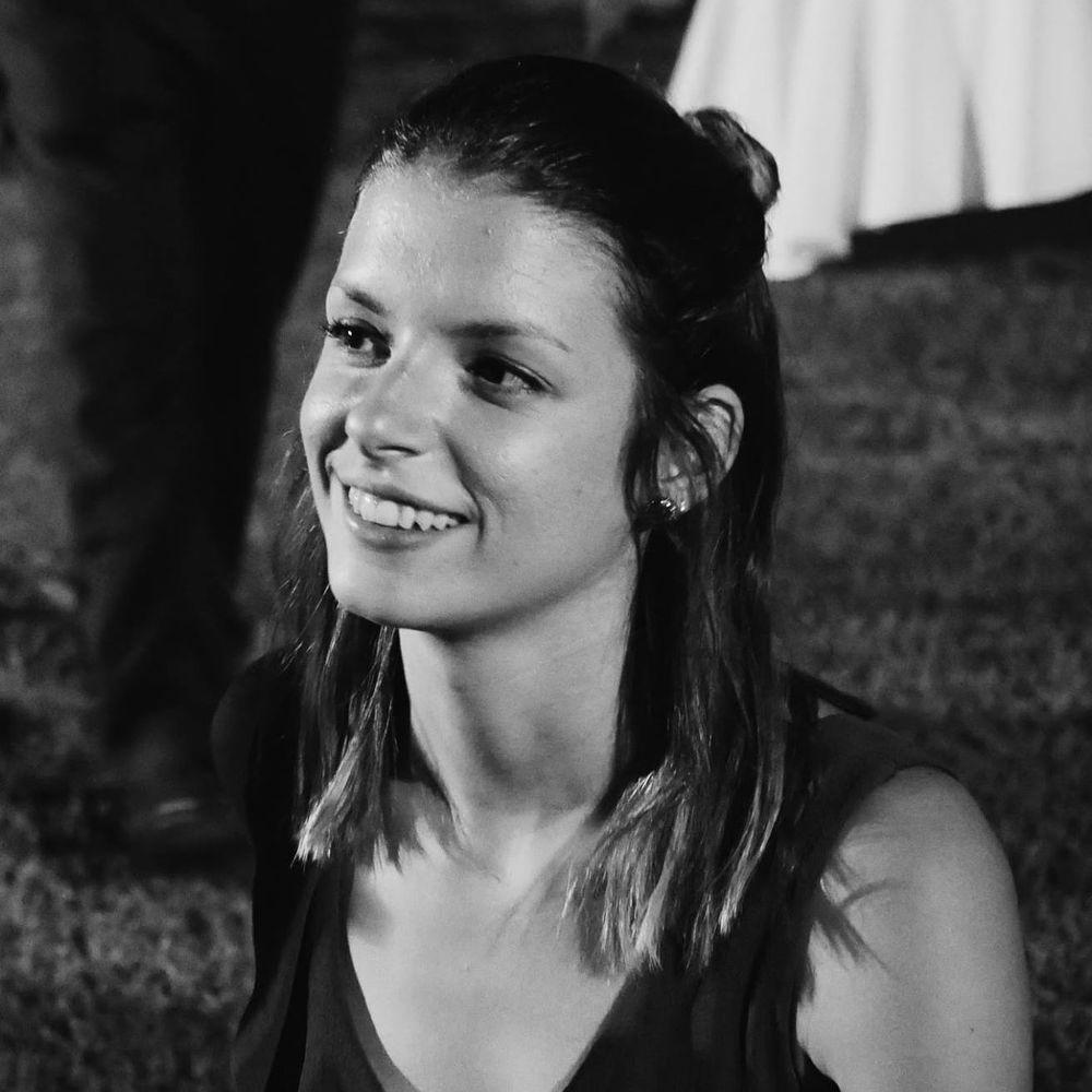 Meet your Posher, Caroline